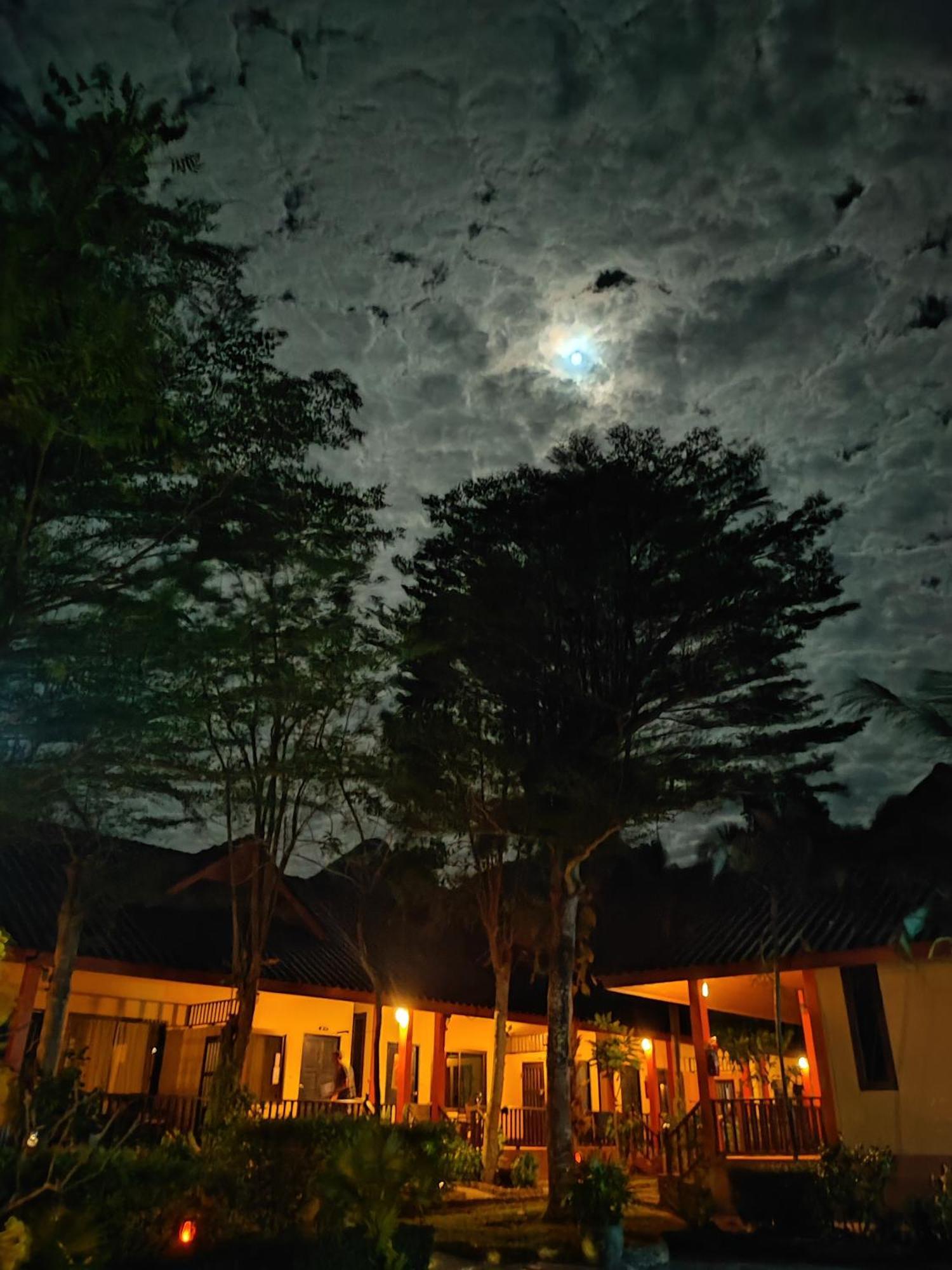 Penny'S Resort Ko Čang Exteriér fotografie